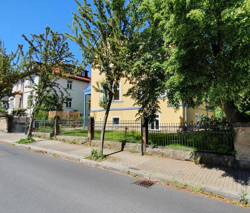 Pineapple Apartments Dresdner Heide Mit Garten ドレスデン エクステリア 写真